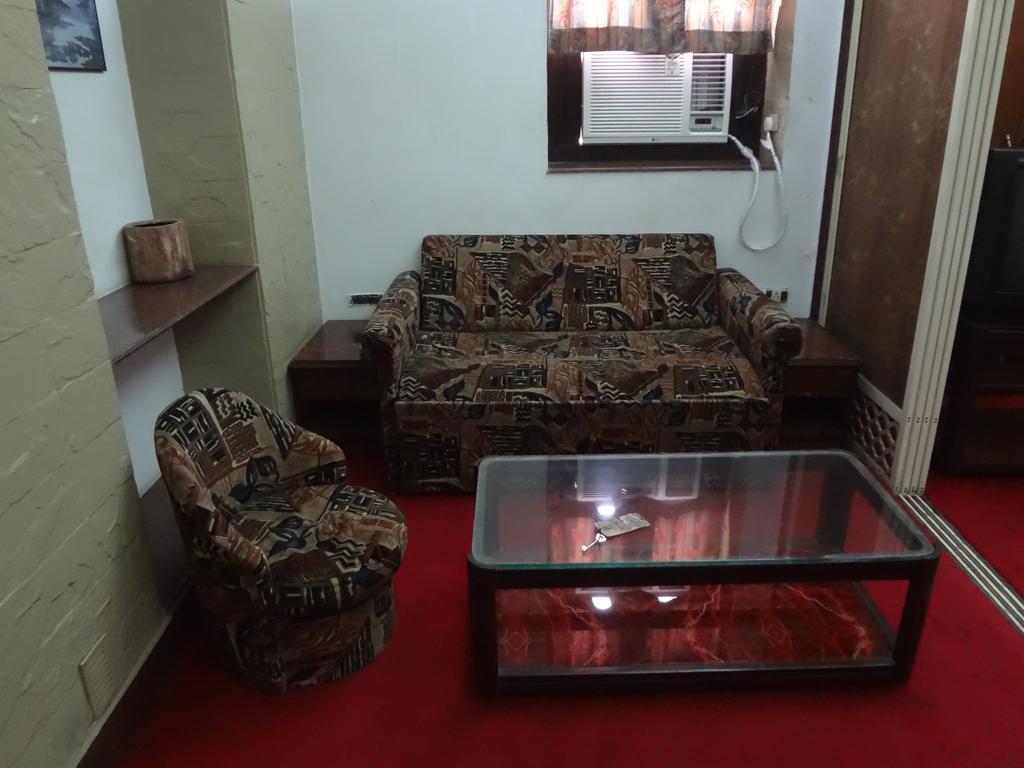 Hotel Happy Home Mumbai Exterior photo