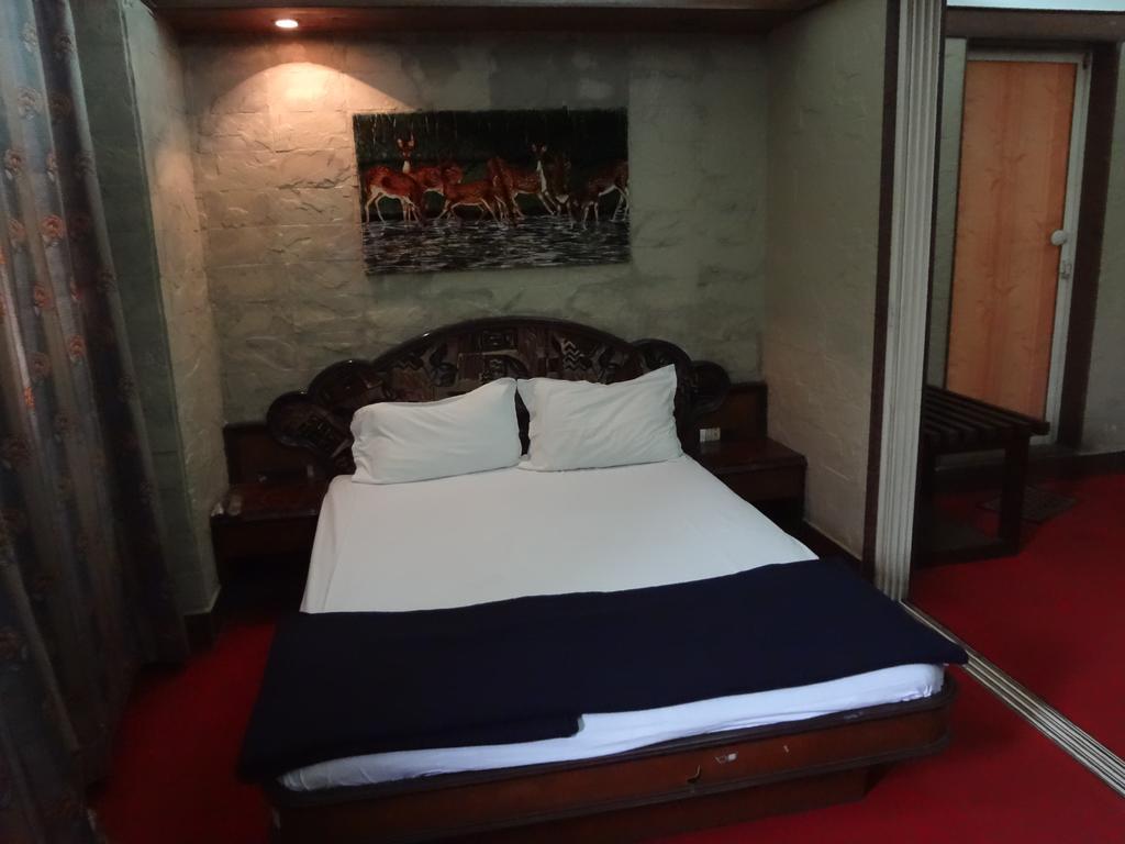 Hotel Happy Home Mumbai Exterior photo