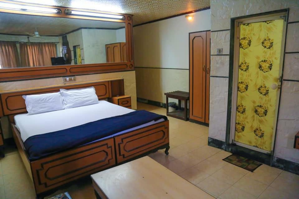 Hotel Happy Home Mumbai Exterior photo