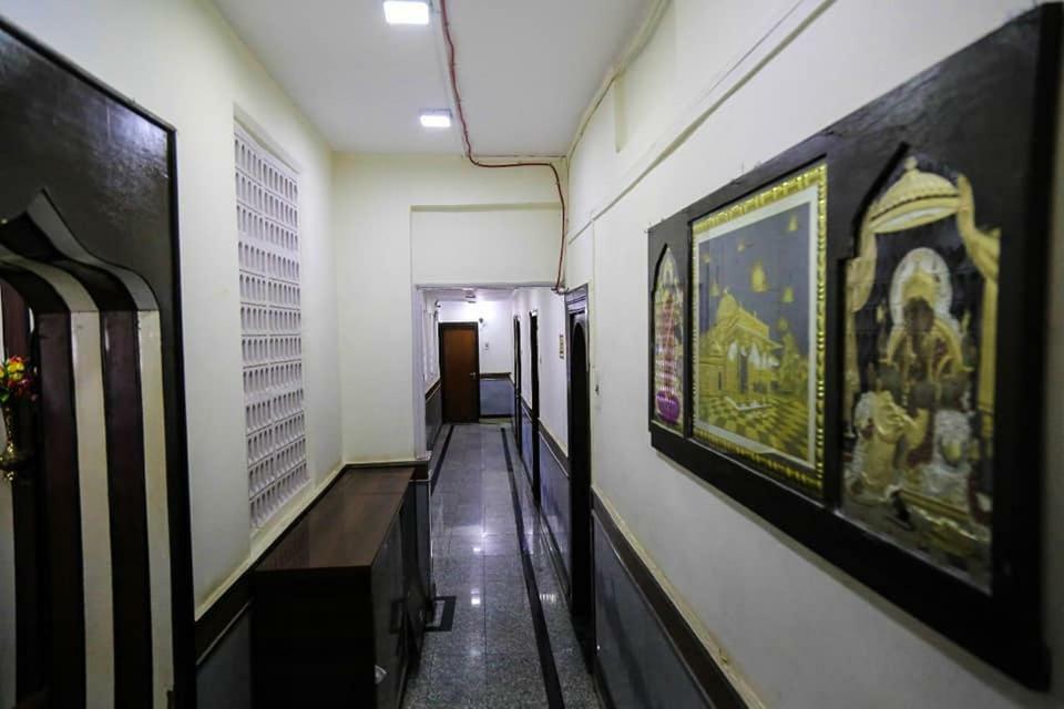 Hotel Happy Home Mumbai Exterior photo