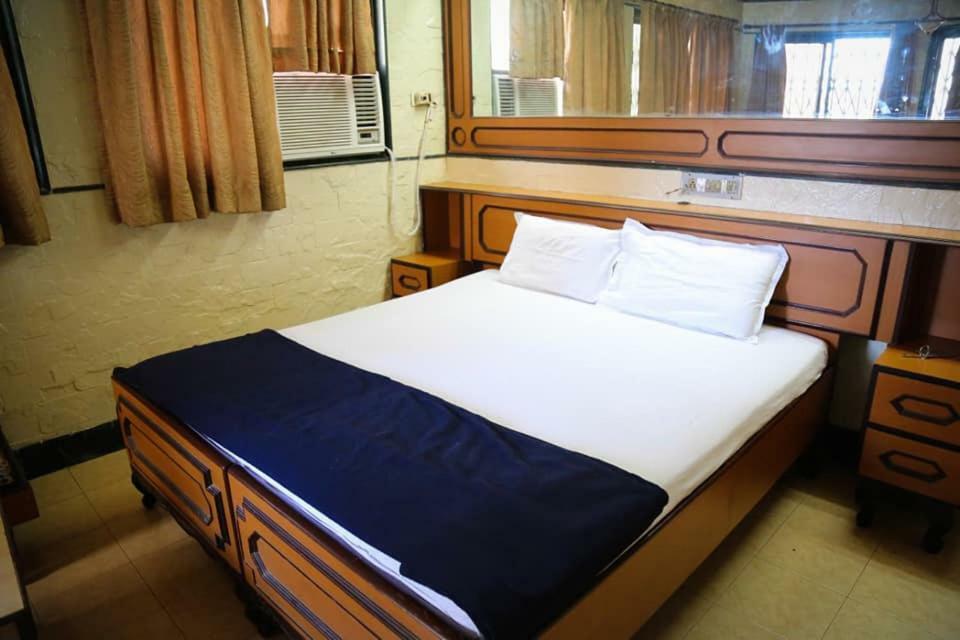 Hotel Happy Home Mumbai Exterior photo
